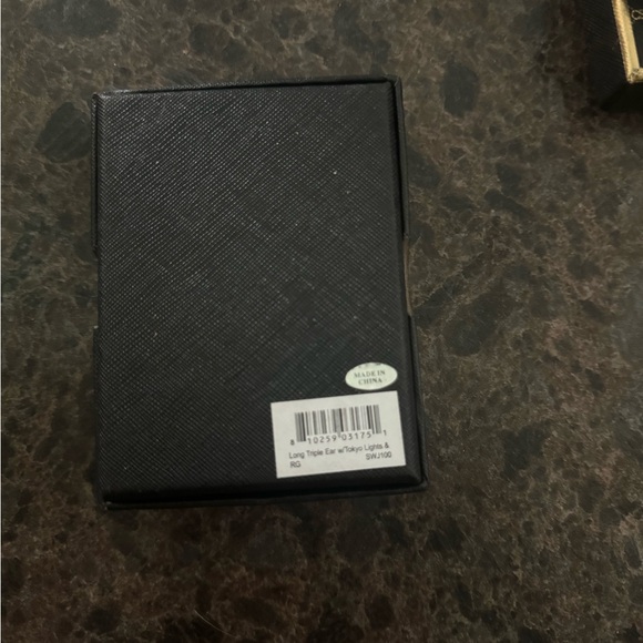 Color Street - Picture 3 of 3